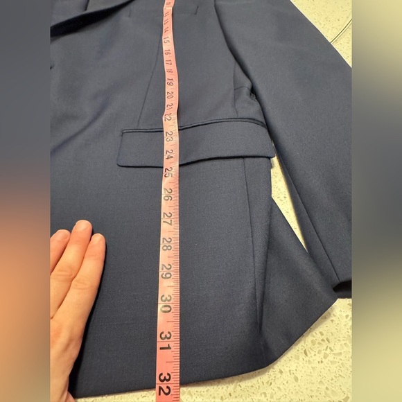 Ralph Lauren Wool/Polyester Men’s Suit 44R/38R(28inseam) Dark Blue Jacket/Pants - Picture 8 of 8